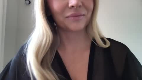 Chloe online show from July 7, 2026, 1:48 pm