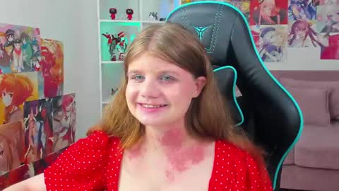 ChloeHalses online show from June 29, 2026, 5:02 pm