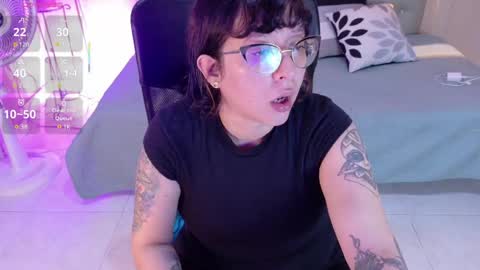 Chloe rosse online show from May 28, 2026, 1:14 am