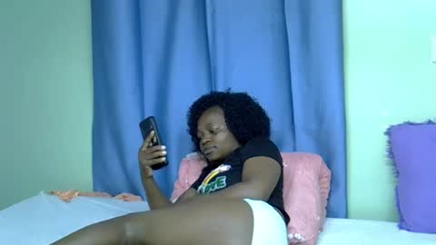 Snapshot of chocolateebonyxo chatting on June 26, 2026, 12:48 am Chocolate Ebony online show from June 26, 2026, 12:48 am