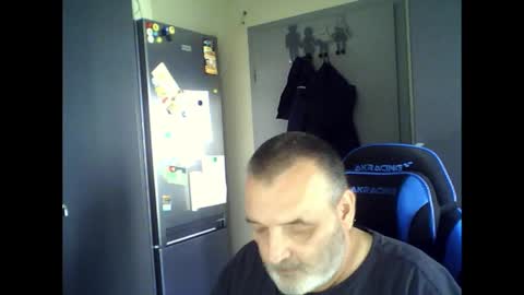 Chris online show from June 6, 2026, 11:48 am