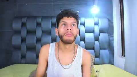 chris_grey2 online show from June 16, 2026, 12:41 pm
