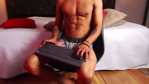 Chris Weell online show from December 4, 2024, 10:08 pm