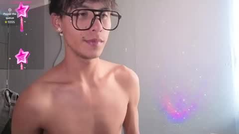 chris_zp online show from May 24, 2026, 6:13 pm