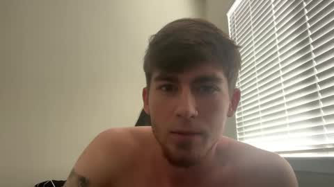 chrisoncam01 online show from October 2, 2025, 8:16 pm