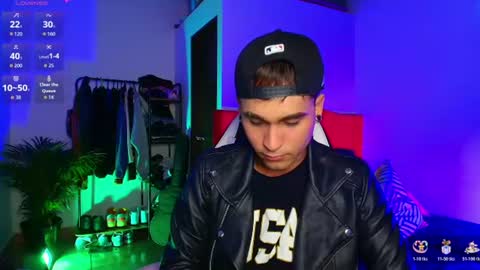 Snapshot of chriss_wg_ chatting on June 23, 2026, 12:52 am Christian Wang online show from June 23, 2026, 12:52 am