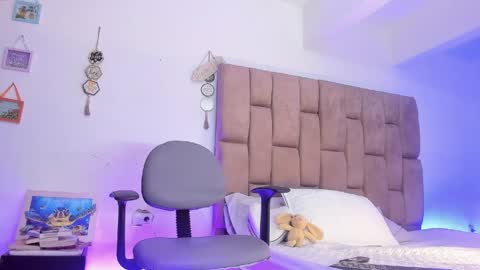 Snapshot of christopher_harris_ chatting on May 26, 2026, 9:55 pm christopher online show from May 26, 2026, 9:55 pm
