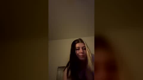 christopherray5198 online show from June 8, 2026, 2:45 am