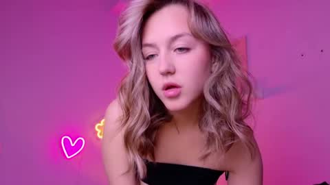 cindylovesmith online show from May 23, 2026, 7:13 am