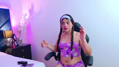 Pretty Cintia  online show from May 30, 2026, 3:36 am