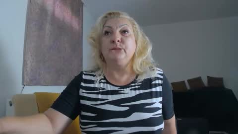 Clara online show from May 17, 2026, 11:28 am