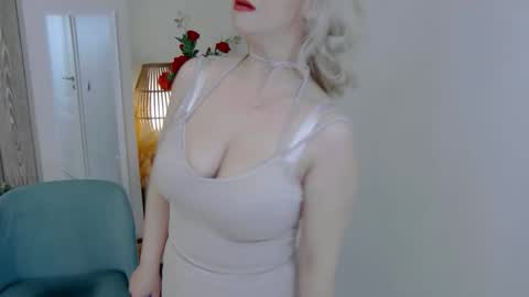 Snapshot of classytinna chatting on April 25, 2026, 5:32 am Classy Tinna online show from April 25, 2026, 5:32 am
