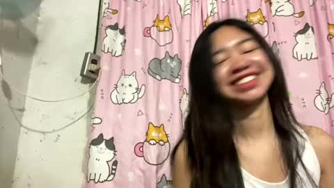 Mikki online show from June 2, 2026, 11:45 am