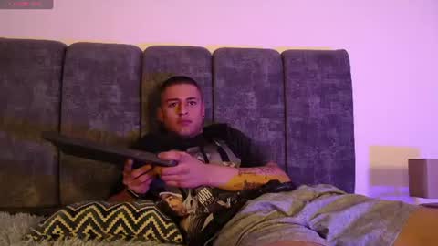 coco_paul online show from July 7, 2026, 3:31 am