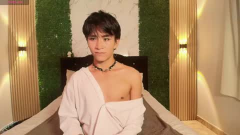 COCO online show from June 28, 2026, 12:05 am