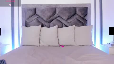   online show from June 18, 2026, 11:36 am
