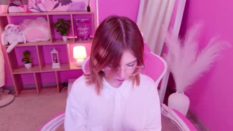 Snapshot of coconut_mia chatting on June 28, 2026, 4:46 pm Mia online show from June 28, 2026, 4:46 pm