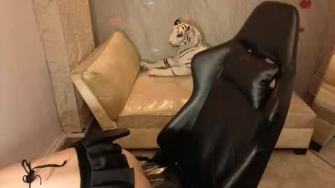 Online 2200 - 0600 online show from July 18, 2026, 3:11 am