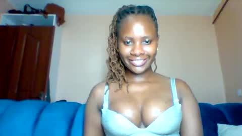 Snapshot of cortezblue chatting on February 7, 2026, 10:35 pm blue online show from February 7, 2026, 10:35 pm