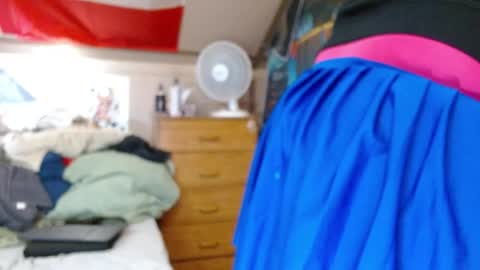 Snapshot of cosmicjones88 chatting on May 21, 2026, 11:28 am cosmicjones88 online show from May 21, 2026, 11:28 am
