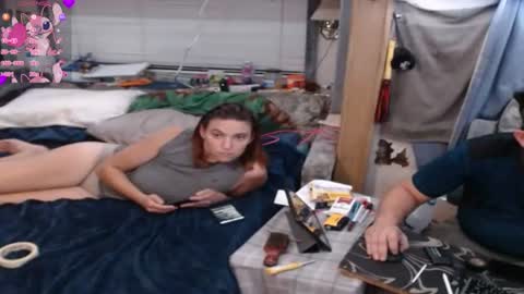 Snapshot of countryfuckers chatting on July 15, 2026, 6:18 am Alaskawildcouple online show from July 15, 2026, 6:18 am