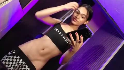 Delilah online show from August 2, 2026, 11:30 am