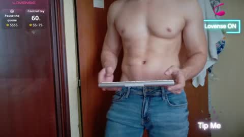 Snapshot of cris2428 chatting on August 5, 2026, 3:48 pm cris2428 online show from August 5, 2026, 3:48 pm