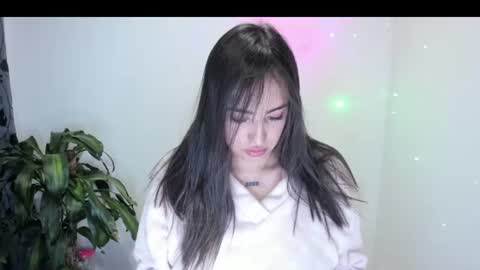 Snapshot of cristall_sweett0 chatting on July 8, 2026, 10:09 am sofia online show from July 8, 2026, 10:09 am