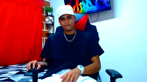 Snapshot of cristiantayron chatting on July 2, 2026, 6:52 am cristian online show from July 2, 2026, 6:52 am