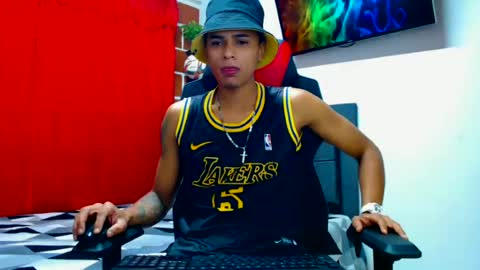 Snapshot of cristiantayron chatting on July 4, 2026, 11:22 pm cristian online show from July 4, 2026, 11:22 pm