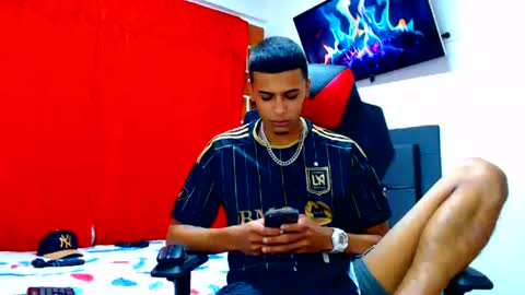 Snapshot of cristiantayron chatting on July 28, 2026, 6:20 pm cristian online show from July 28, 2026, 6:20 pm