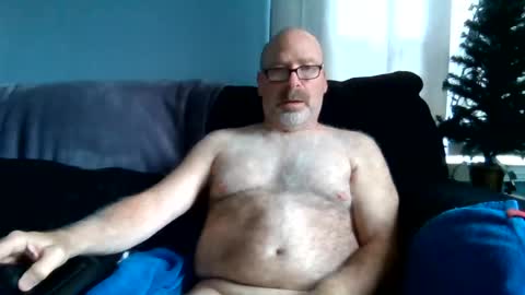 Snapshot of cruising_guy chatting on July 28, 2026, 11:28 am fun guy online show from July 28, 2026, 11:28 am