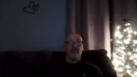 Snapshot of cruising_guy chatting on August 3, 2026, 1:37 am fun guy online show from August 3, 2026, 1:37 am