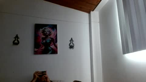 Snapshot of crystal_starx chatting on June 20, 2026, 5:05 pm Crystal Blaze online show from June 20, 2026, 5:05 pm
