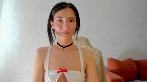 Snapshot of crystalnut chatting on June 29, 2026, 2:51 am Maria online show from June 29, 2026, 2:51 am