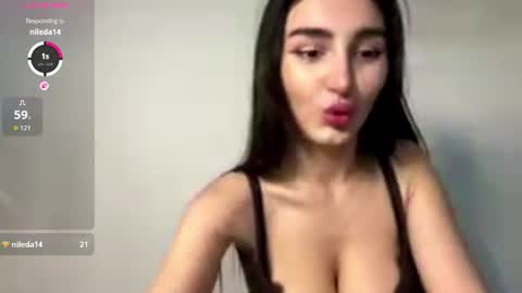 Snapshot of crystlepipkins chatting on July 24, 2026, 5:33 pm Diana online show from July 24, 2026, 5:33 pm