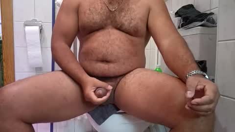cubanboyxl online show from June 7, 2026, 12:09 pm