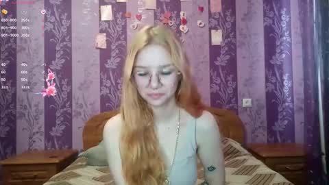 Snapshot of cucumber_kringe chatting on November 24, 2025, 7:08 am Sia online show from November 24, 2025, 7:08 am