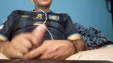 cumbian_chero online show from June 25, 2026, 5:12 am