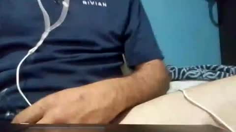 cumbian_chero online show from July 17, 2026, 2:51 am