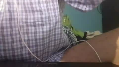 cumbian_chero online show from August 4, 2026, 2:48 am