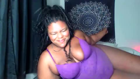 Snapshot of curvybcelinemixe chatting on November 15, 2025, 3:59 am Cline online show from November 15, 2025, 3:59 am