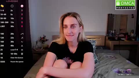 Snapshot of cute_milana chatting on July 22, 2026, 8:28 am Milana online show from July 22, 2026, 8:28 am