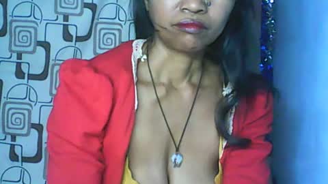 Snapshot of cute_moll chatting on July 5, 2026, 2:35 pm murielle online show from July 5, 2026, 2:35 pm