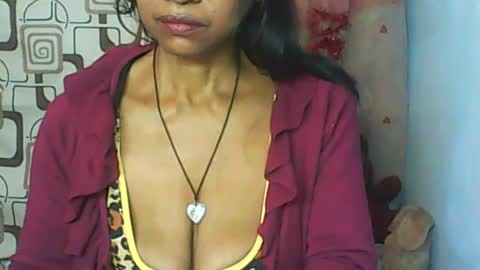 Snapshot of cute_moll chatting on July 8, 2026, 8:08 am murielle online show from July 8, 2026, 8:08 am