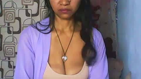 Snapshot of cute_moll chatting on July 21, 2026, 2:08 pm murielle online show from July 21, 2026, 2:08 pm