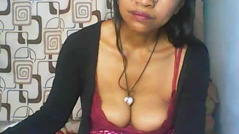 Snapshot of cute_moll chatting on August 3, 2026, 7:51 am murielle online show from August 3, 2026, 7:51 am