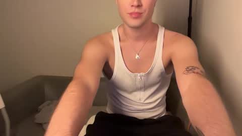 Snapshot of cute_moneylover chatting on November 19, 2025, 6:30 pm Pavla online show from November 19, 2025, 6:30 pm