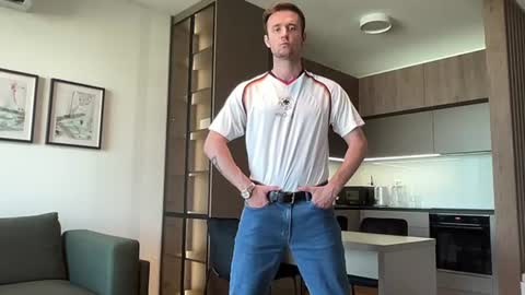 cute_skywalker online show from July 12, 2026, 4:20 pm