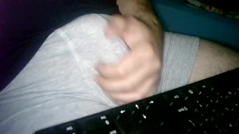 Snapshot of cuteman88 chatting on June 15, 2026, 8:33 pm Cuteman online show from June 15, 2026, 8:33 pm